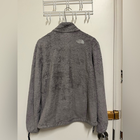USED- The North Face Fall Fleece Sweater- Colour Grey- Size: Medium - Picture 2 of 2